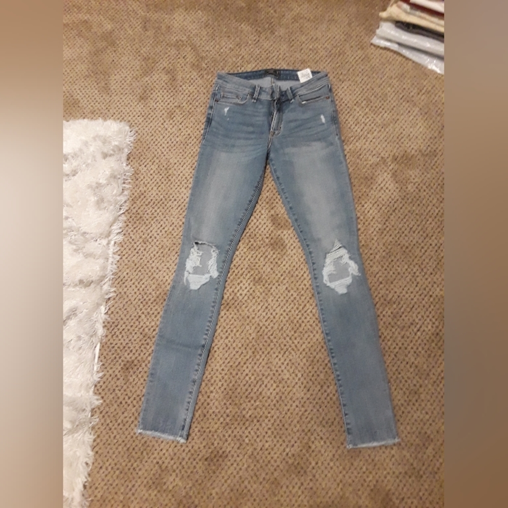 TALL NWOT Abercrombie & Fitch denim skinny jeans